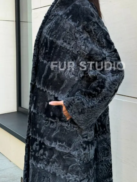 Меховое пальто из каракуля Graphite V-образный воротник - фото 2