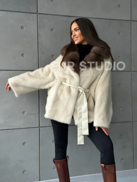 Светлая норковая шуба oversize - воротник куница - фото 12