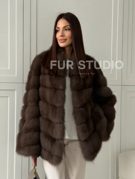 Женская шуба из меха куницы - фото 16