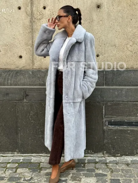 Голубая шуба из плюшевой норки “Velvet” - фото 6