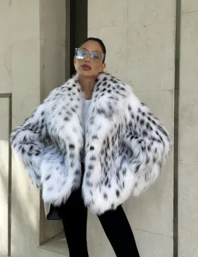 Шуба из меха лисы под рысь - цвет белый, PREMIUM COLLECTION - фото 6