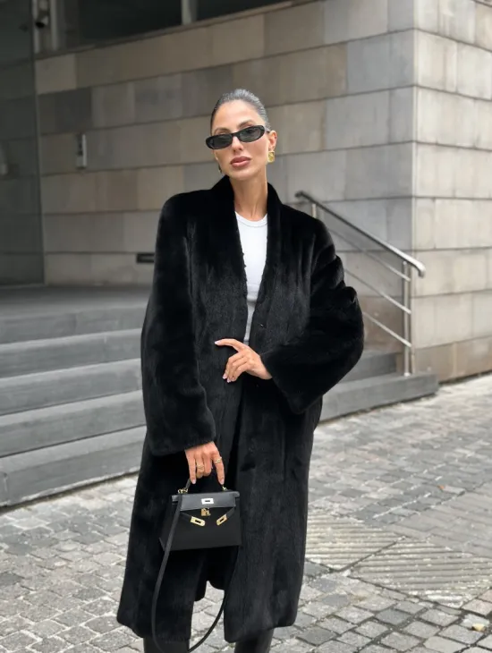 Модная шуба из меха норки Saga furs - фото 3