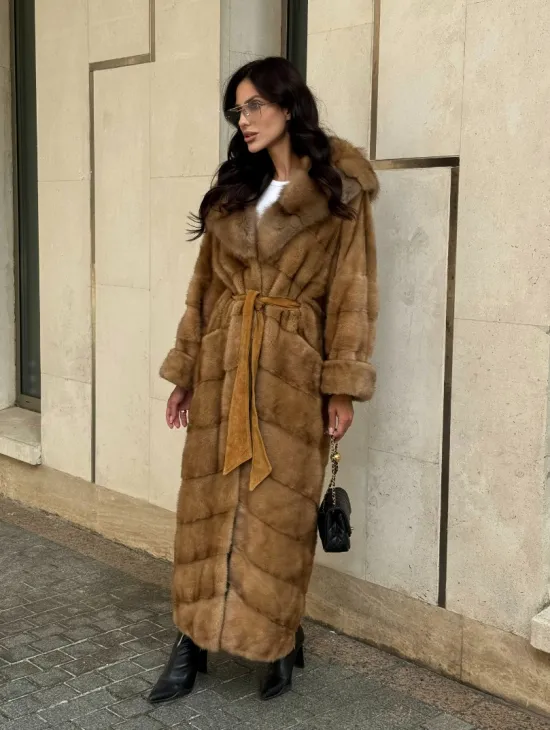 Норковая шуба с капюшоном из меха куницы - цвет карамель - фото 9