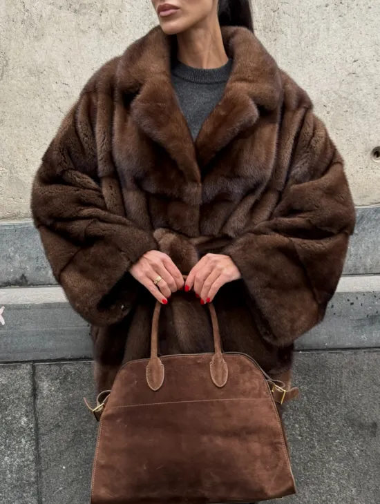 Полушубок из меха норки Brown Velvet, английский воротник фасон - летучая мышь - фото 3