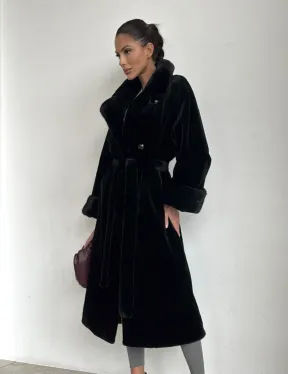 Элитная шуба из меха стриженой черной норки - фото 9