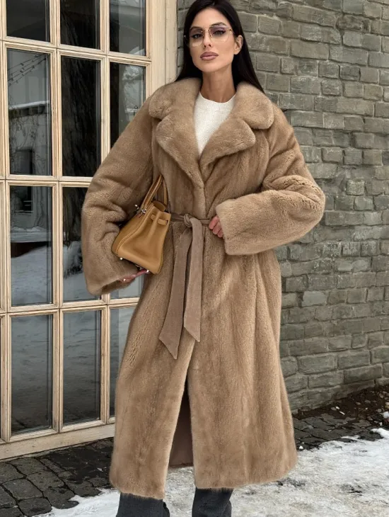 Удлиненная стильная шуба кимоно из скандинавской норки английский воротник - фото 3