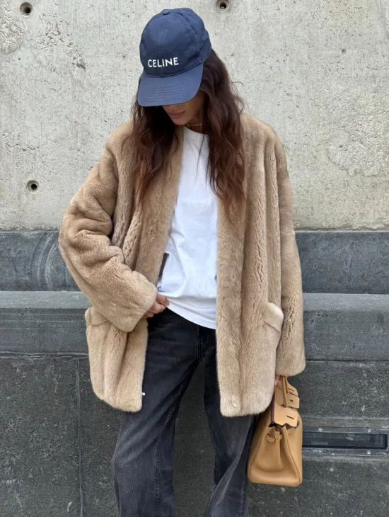 Норковый жакет в натуральном цвете пастель с V-образным воротником - фото 3