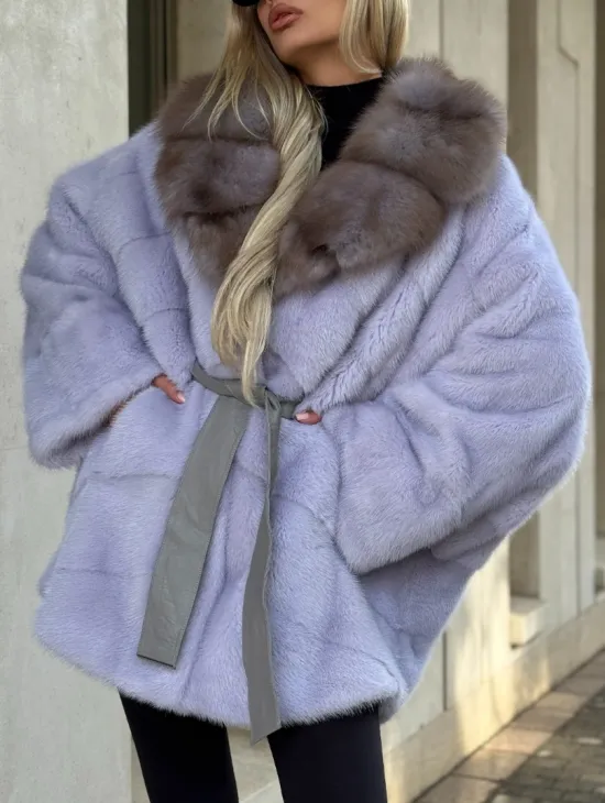 Шуба из норки короткая с куницей воротник - фото 1