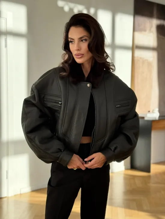 Модная женская дубленка 2025 - коричневая - фото 8