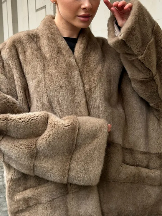 Норковый полушубок пастель V-образный воротник - фото 2