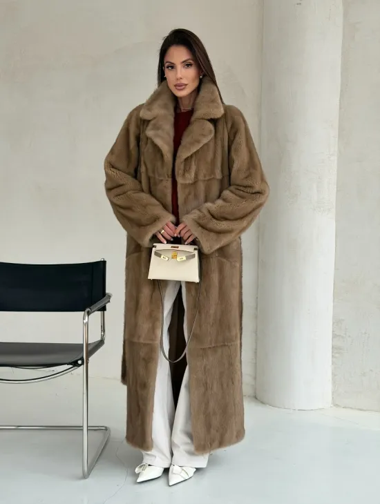 Прямая норковая шуба с меховым поясом - фото 8