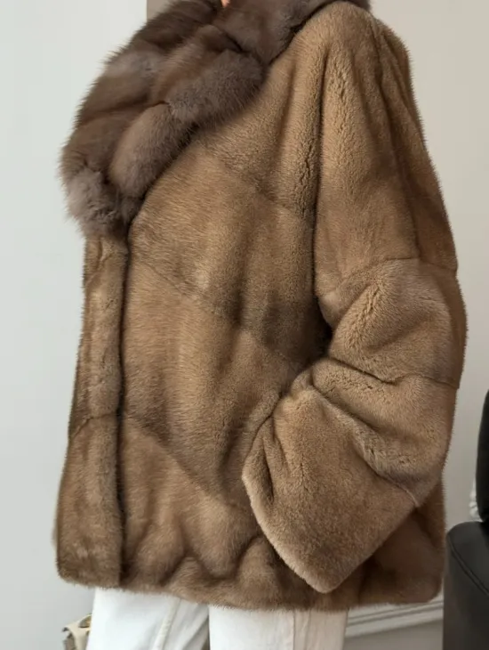 Норковый полушубок - воротник куница - фото 1