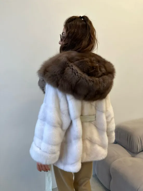 Норковая шуба - пончо с капюшоном из меха куницы - фото 2