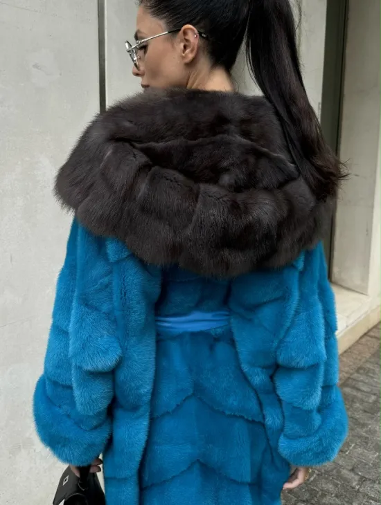 Шуба норковая с капюшоном из меха куницы - цвет тиффани - фото 5