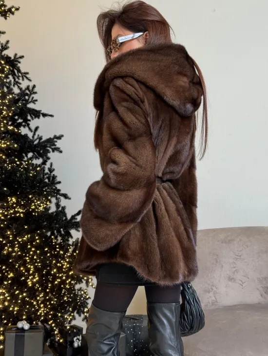 Норковый жакет с капюшоном, роспуск в цвете орех - фото 1