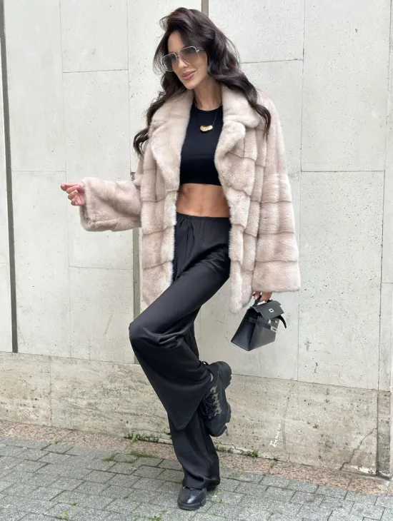 Шуба из меха норки английский воротник пудра - фото 11